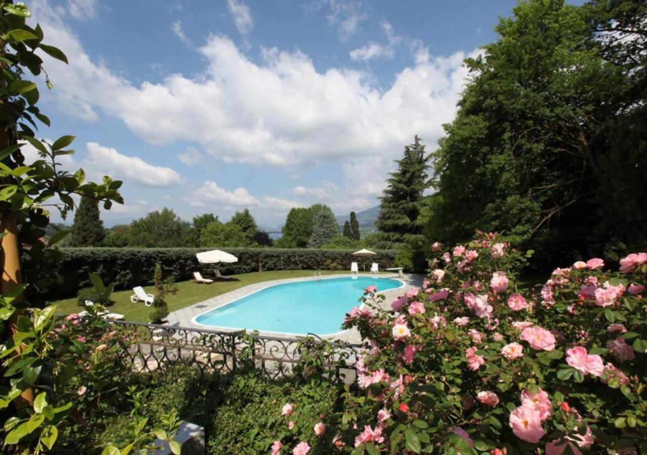 Villa Ghiringhelli Azzate Luaran gambar